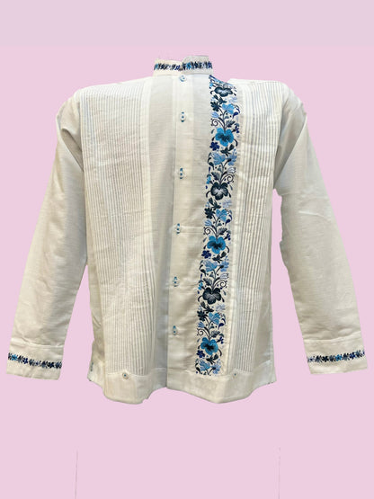 Guayabera diseño de colibrí