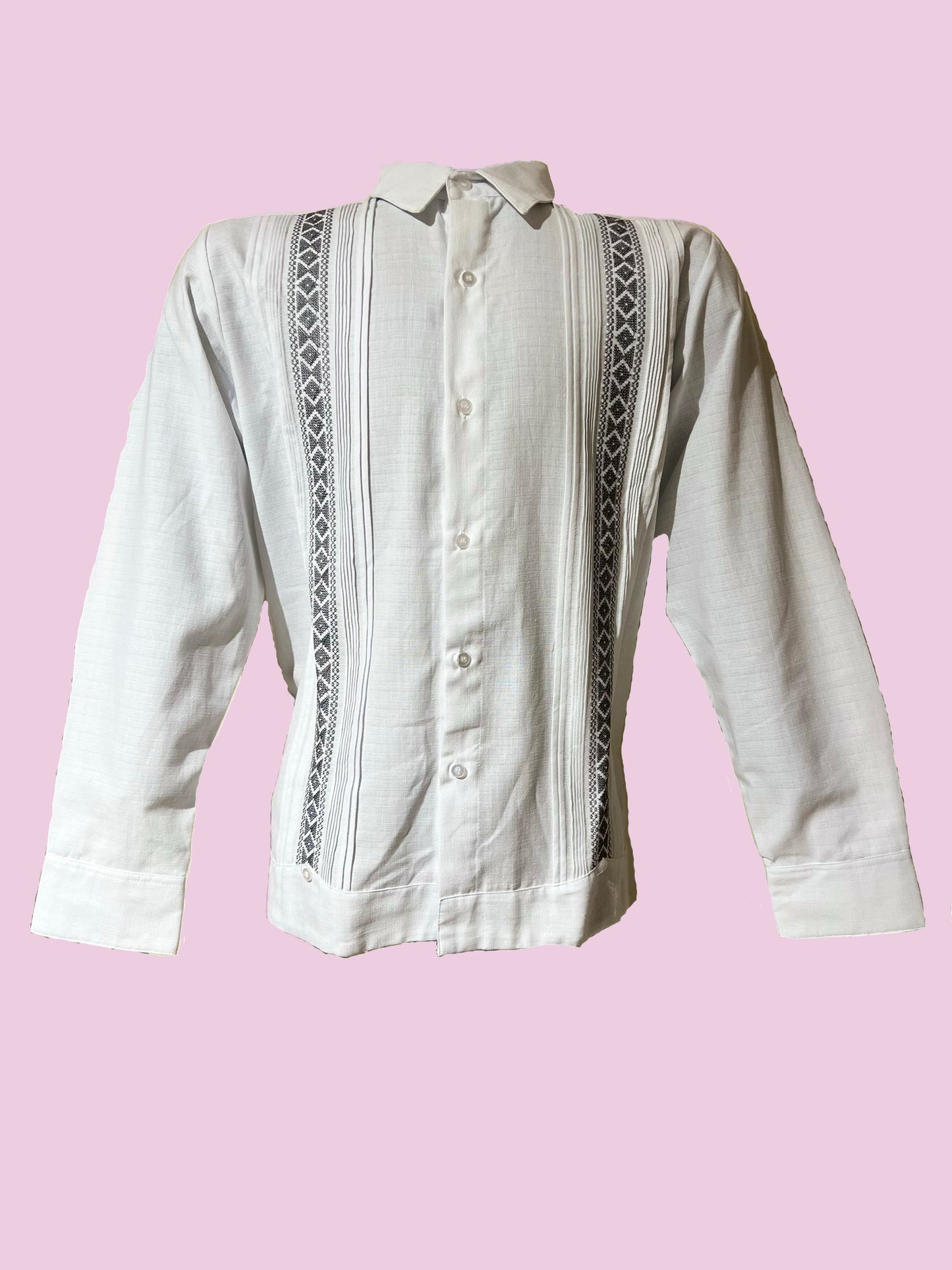 Guayabera Bordada Estilo Yucateco