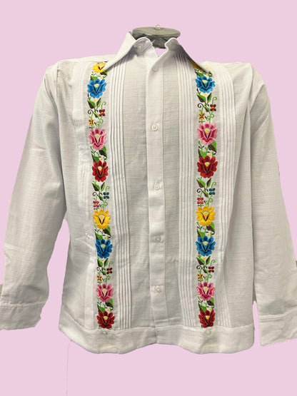 Guayabera de flores