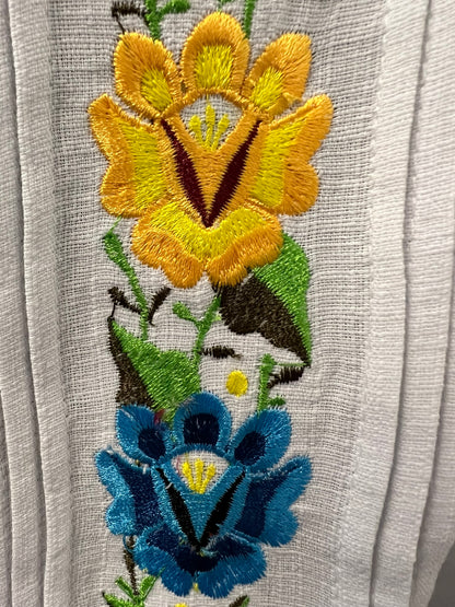 Guayabera de flores