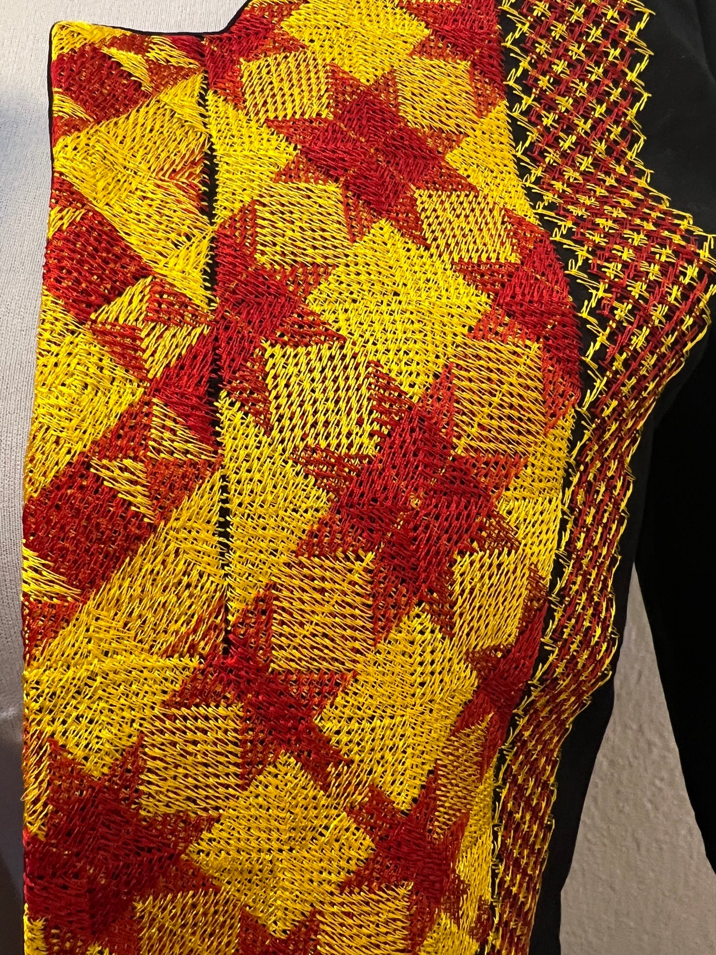 Blusa tipo saco manga larga negro